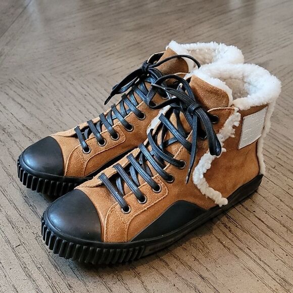 Balenciaga size 38 or 8 shearling fur suede Hightop sneaker HOsT PiCk🤎 - Picture 11 of 11